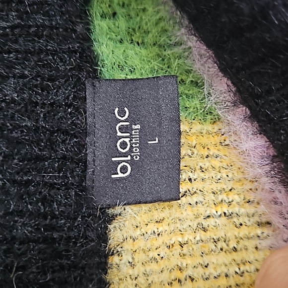 Fuzzy color block pencil skirt - Picture 4 of 4